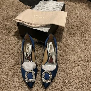 Badgley Mischka Carrie in blue, size 7